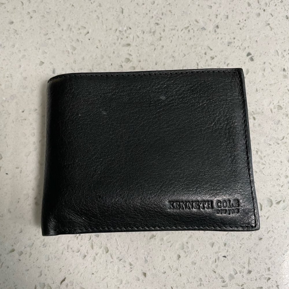 Kenneth Cole wallet